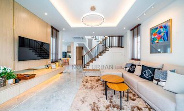 Villa zum Kauf mit 4 Zimmer in Jomtien, Pattaya