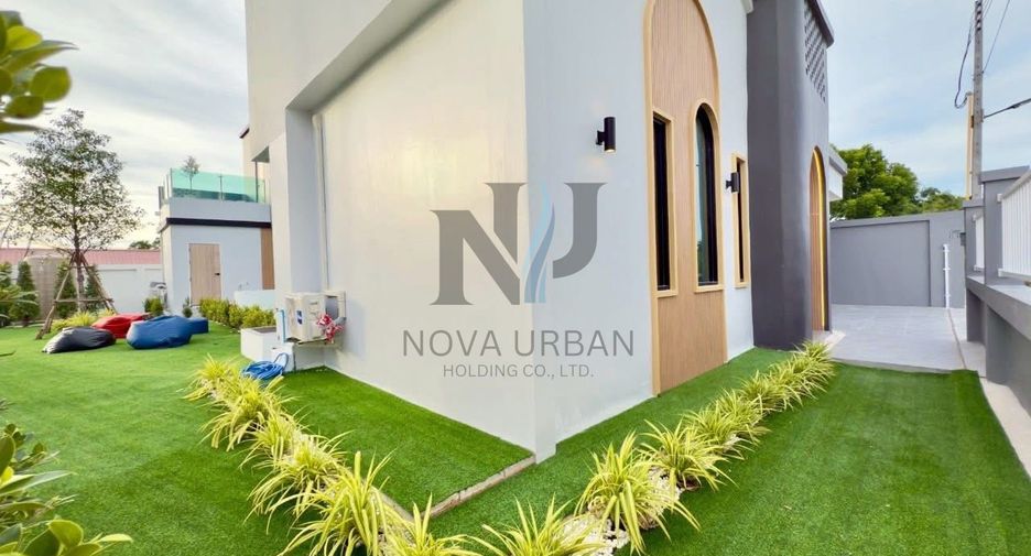 For rent そして for sale 5 ベッドルーム villa in Huay Yai, Pattaya