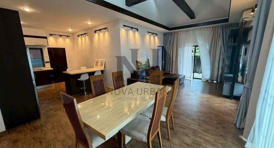 For sale 3 bedrooms villa in Huay Yai, Pattaya