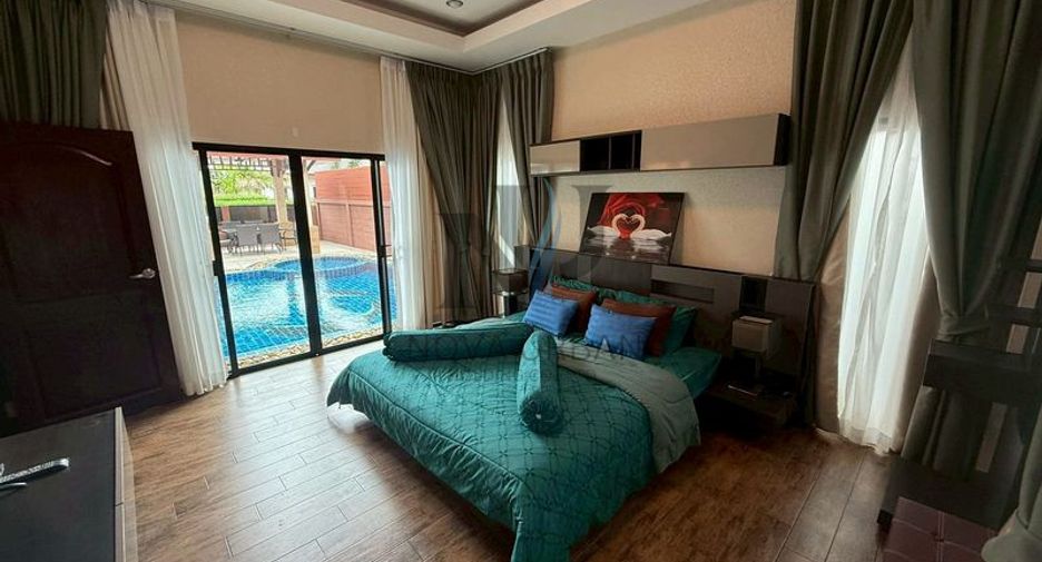 For sale 3 bedrooms villa in Huay Yai, Pattaya