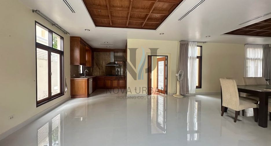 ขาย 4 ห้องนอน วิลล่า ใน สัตหีบ, ชลบุรี