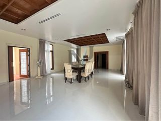 ขาย 4 ห้องนอน วิลล่า ใน สัตหีบ, ชลบุรี