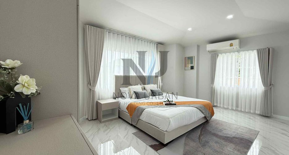 For sale 4 bedrooms villa in Bang Lamung, Chonburi