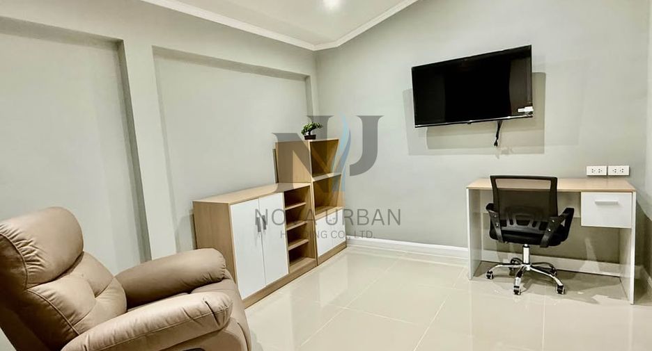 For sale 4 bedrooms villa in Bang Lamung, Chonburi