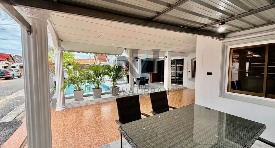 For sale 4 bedrooms villa in Bang Lamung, Chonburi