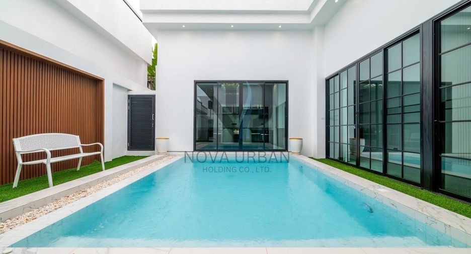 For sale 3 bedrooms villa in East Pattaya, Pattaya