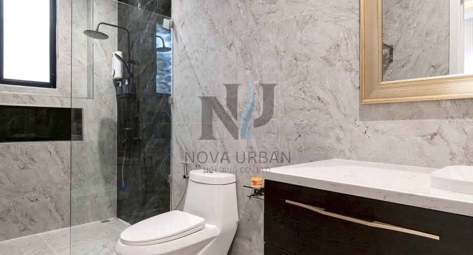 For sale 3 bedrooms villa in East Pattaya, Pattaya