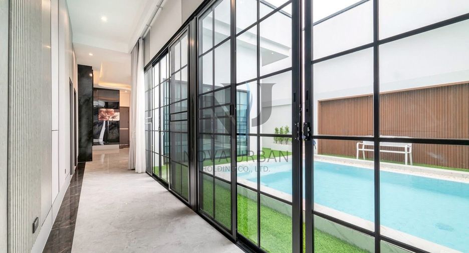 For sale 3 bedrooms villa in East Pattaya, Pattaya
