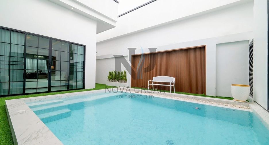 For sale 3 bedrooms villa in East Pattaya, Pattaya