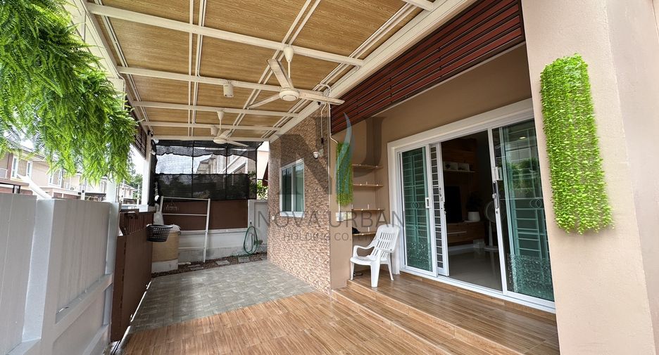 Casa en venta de 4 habitaciones en Bang Lamung, Chonburi