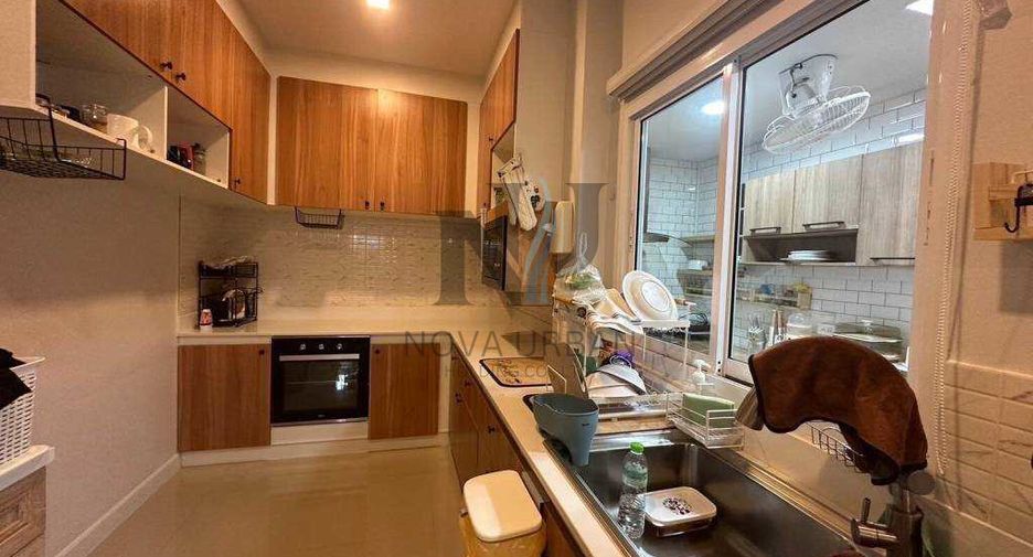 Casa en venta de 4 habitaciones en Bang Lamung, Chonburi