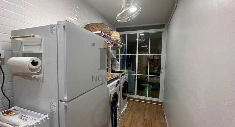 Casa en venta de 4 habitaciones en Bang Lamung, Chonburi