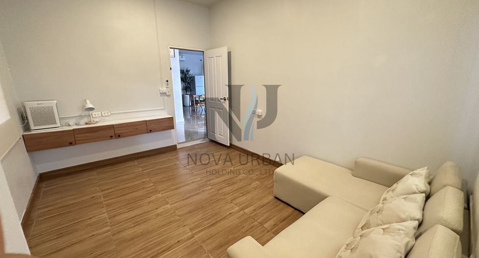 Casa en venta de 4 habitaciones en Bang Lamung, Chonburi