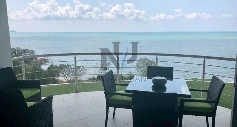 For sale 3 bedrooms condo in Sattahip, Chonburi