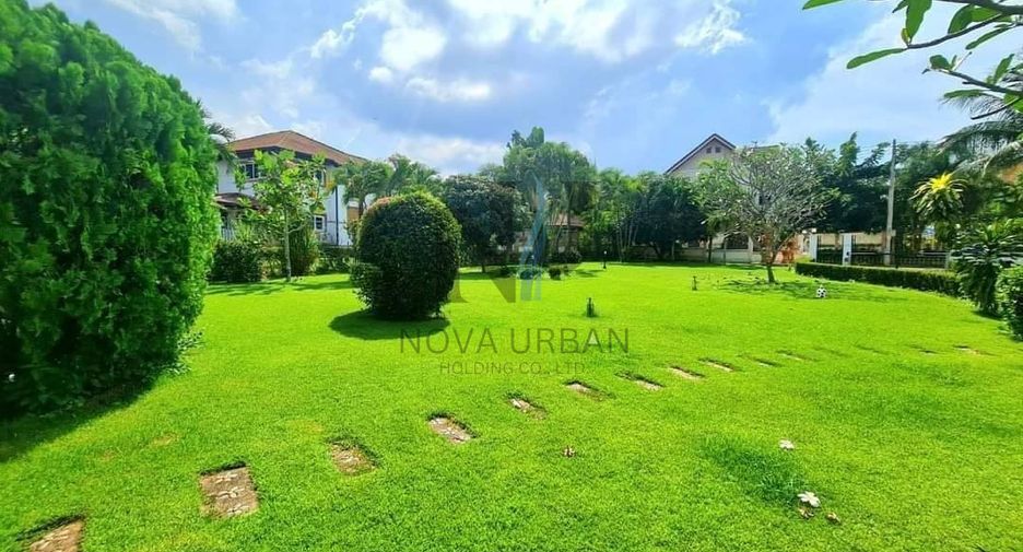 For sale 4 bedrooms villa in Sattahip, Chonburi