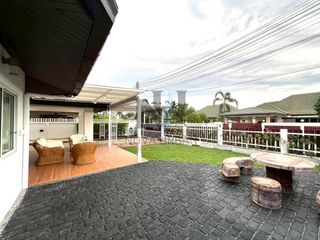 Casa en alquiler y en venta de 3 habitaciones en Bang Lamung, Chonburi