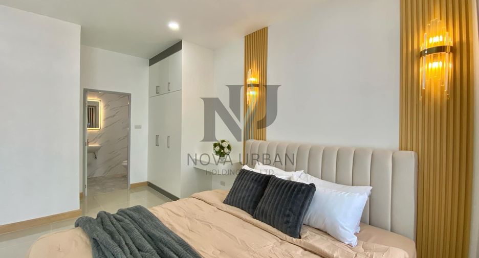 Casa adosada en venta de 2 habitaciones en Bang Lamung, Chonburi