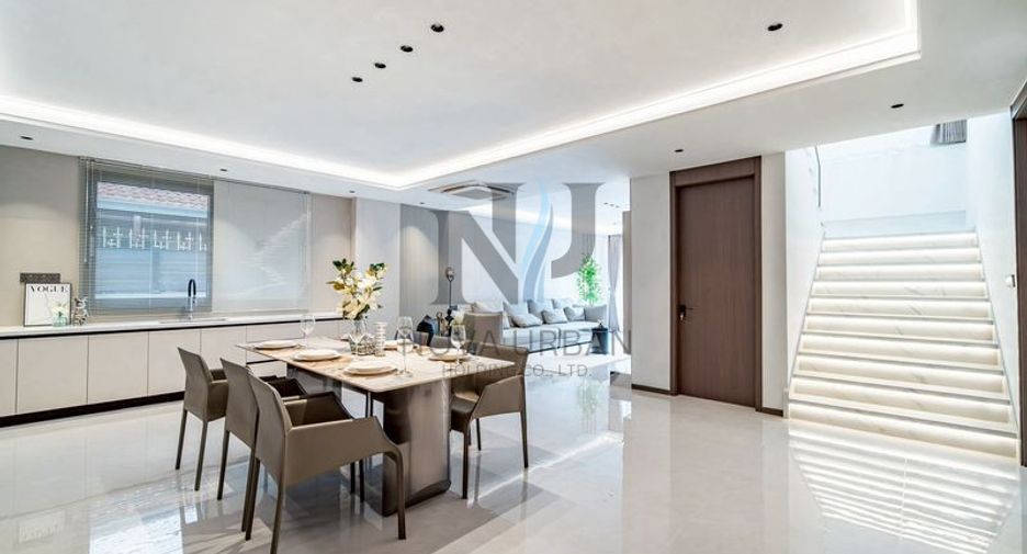 ขาย 6 ห้องนอน บ้านเดี่ยว ใน จอมเทียน, พัทยา