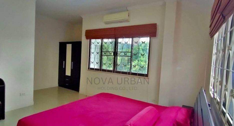 For sale 3 bedrooms house in Sattahip, Chonburi