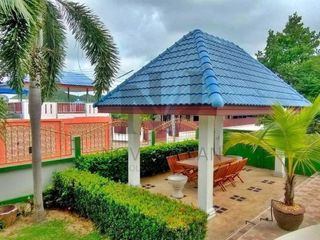 For sale 3 bedrooms house in Bang Saray, Pattaya