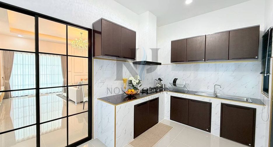 For sale 3 bedrooms villa in East Pattaya, Pattaya