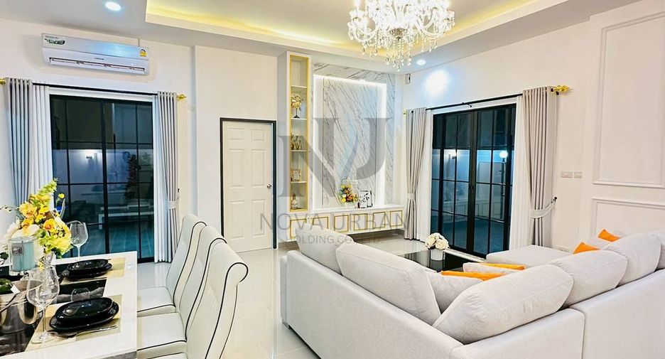 For sale 3 bedrooms villa in East Pattaya, Pattaya