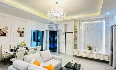 For sale 3 bedrooms villa in Bang Lamung, Chonburi