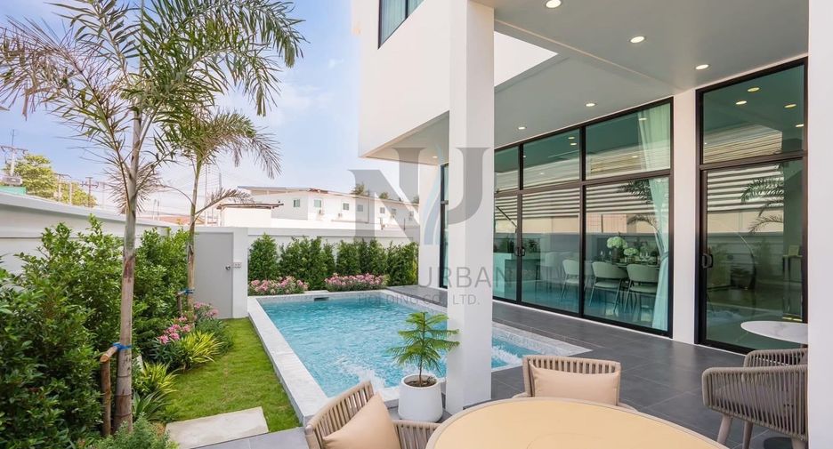 Casa en alquiler y en venta de 4 habitaciones en Huay Yai, Pattaya