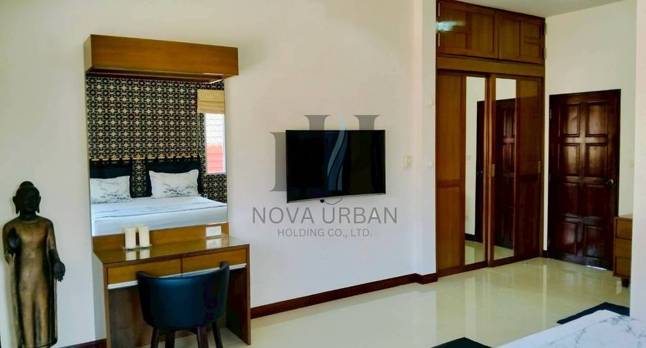 Casa en alquiler de 3 habitaciones en East Pattaya, Pattaya