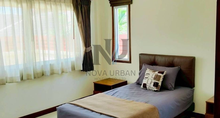 Casa en alquiler de 3 habitaciones en East Pattaya, Pattaya
