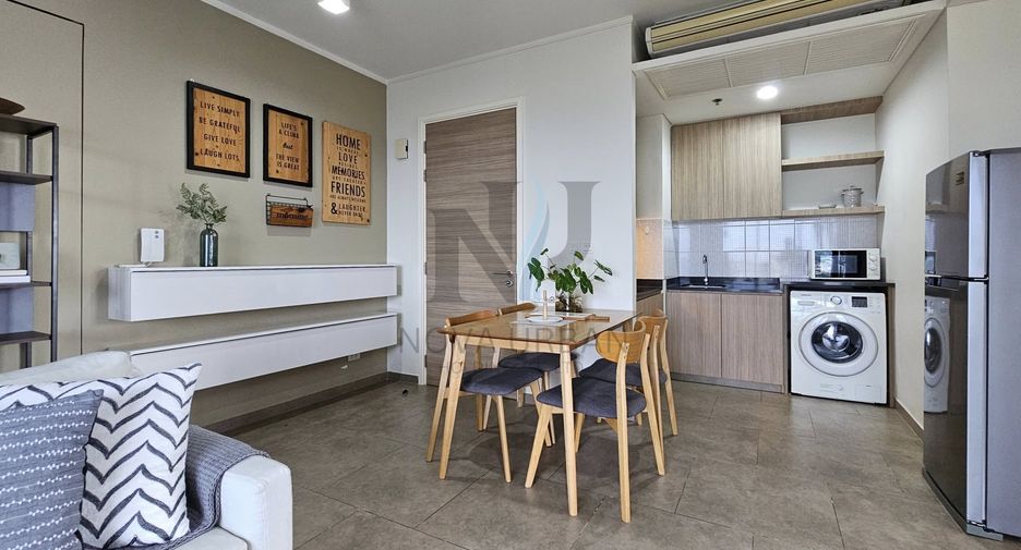 Condo en alquiler de 2 habitaciones en North Pattaya, Pattaya