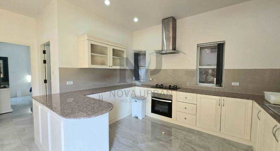 Haus zur Miete mit 4 Zimmer in East Pattaya, Pattaya