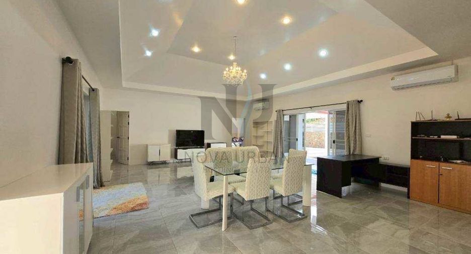 Haus zur Miete mit 4 Zimmer in East Pattaya, Pattaya