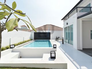 Haus zur Miete mit 4 Zimmer in Bang Lamung, Chonburi