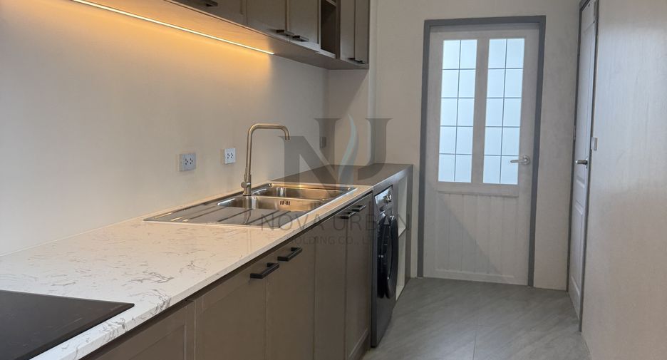 Haus zur Miete und zum Kauf mit 4 Zimmer in East Pattaya, Pattaya