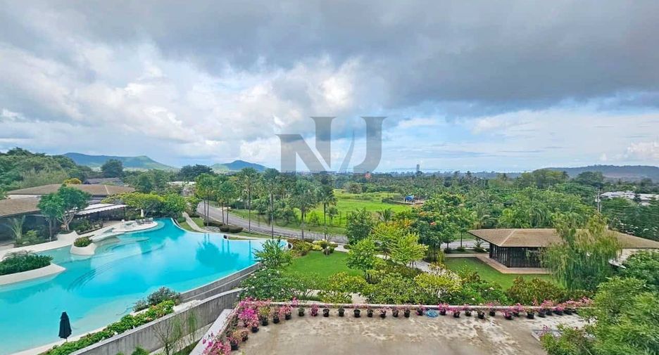 For rent そして for sale 2 ベッドルーム condo in Sattahip, Chonburi