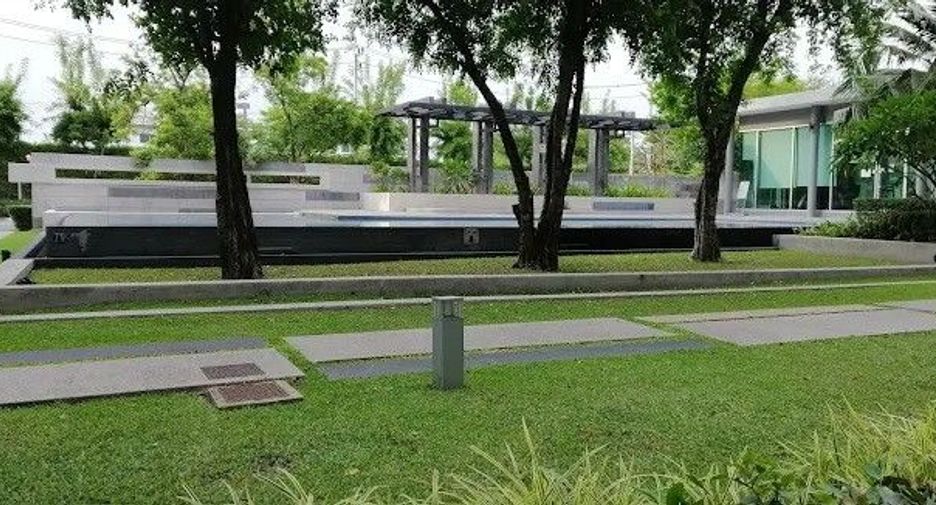 For sale and for rent 2 bedrooms condo in Bang Khen, Bangkok