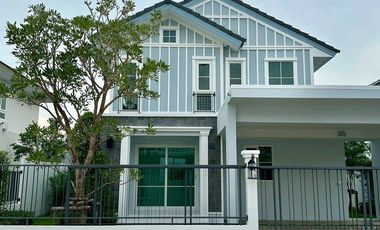Casa en alquiler y en venta de 3 habitaciones en Bang Phli, Samut Prakan