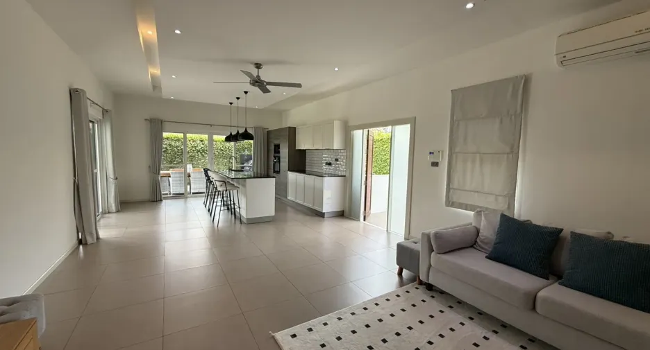 À vendre 3 chambres villa à Hua Hin, Prachuap Khiri Khan