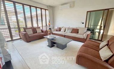 For rent 4 bedrooms house in Bang Kapi, Bangkok