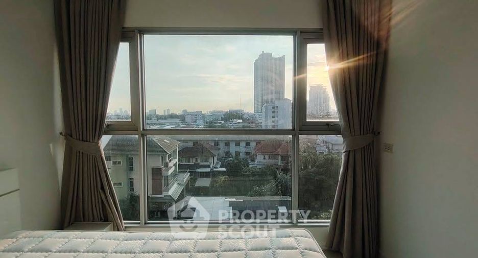 Condo en alquiler de 2 habitaciones en Khlong Toei, Bangkok