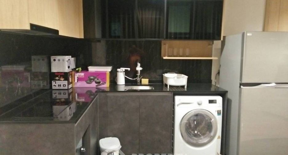 Condo en alquiler de 2 habitaciones en Chatuchak, Bangkok