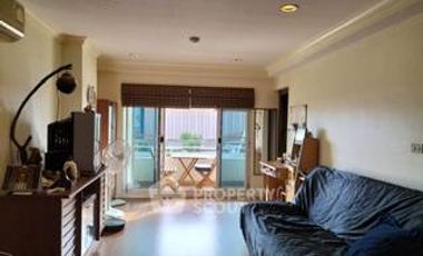 For sale 3 bedrooms condo in Yan Nawa, Bangkok