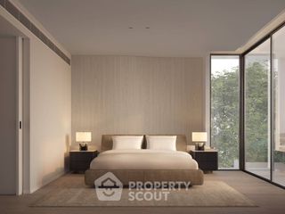 For sale 4 bedrooms townhouse in Yan Nawa, Bangkok