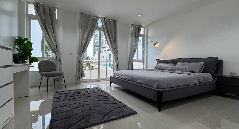 Casa adosada en venta de 3 habitaciones en North Pattaya, Pattaya