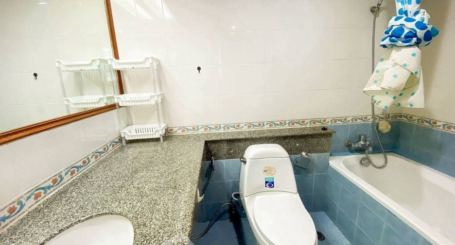 For sale 2 bedrooms condo in Watthana, Bangkok