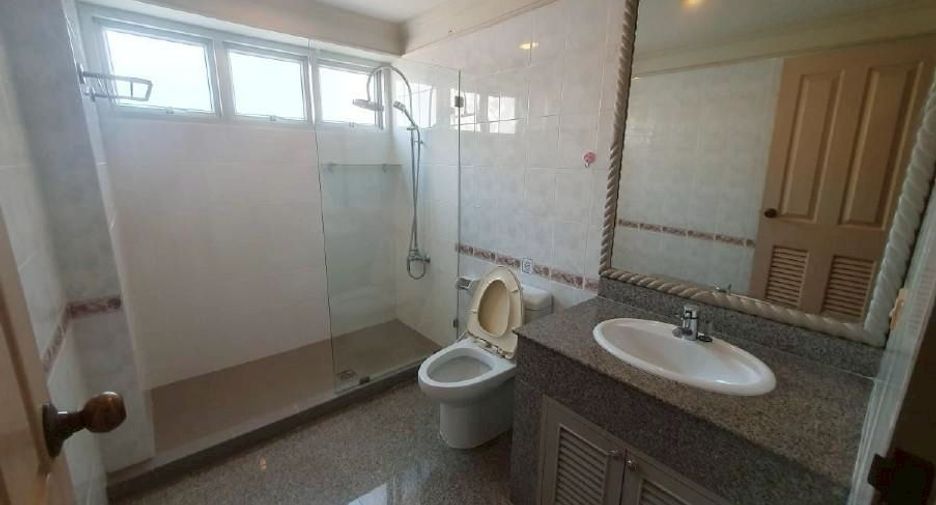 For rent 1 bed condo in Cha Am, Phetchaburi