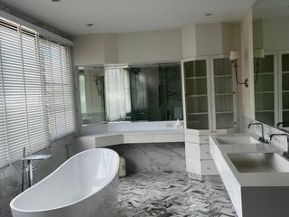 ให้เช่า 3 ห้องนอน บ้านเดี่ยว ใน วัฒนา, กรุงเทพฯ