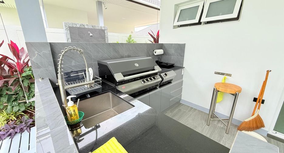 For sale 3 bedrooms villa in Hua Hin, Prachuap Khiri Khan