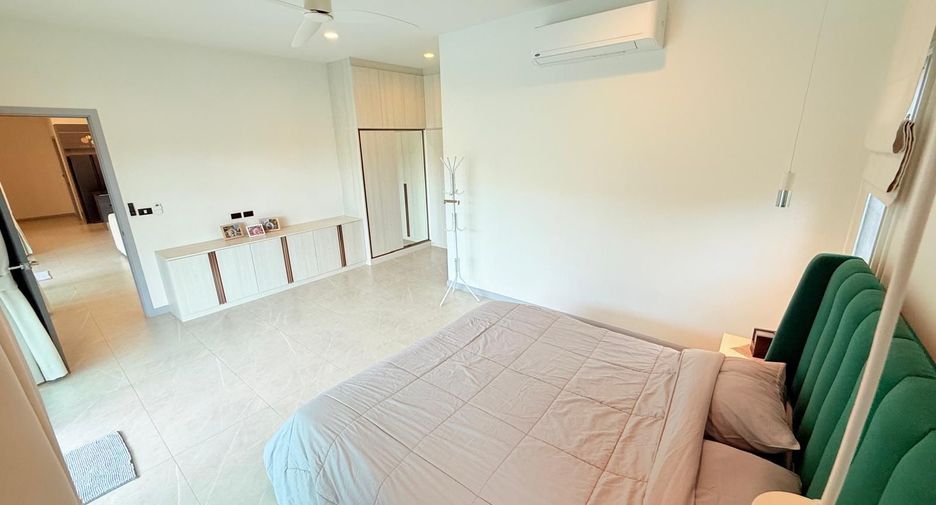 For sale 3 bedrooms villa in Hua Hin, Prachuap Khiri Khan